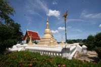 Wat Sala Daeng Nua